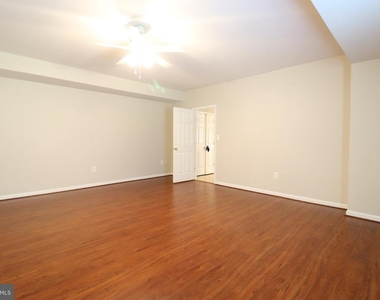 22078 Vantage Pointe Place - Photo Thumbnail 24
