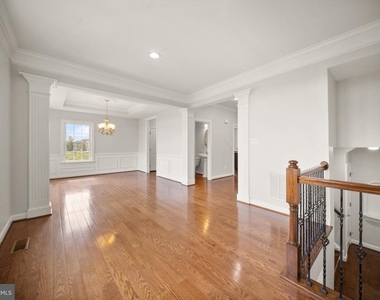 42532 Rowderbury Square - Photo Thumbnail 13