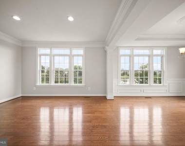 42532 Rowderbury Square - Photo Thumbnail 12