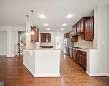 42532 Rowderbury Square - Photo Thumbnail 18