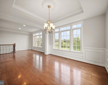 42532 Rowderbury Square - Photo Thumbnail 14
