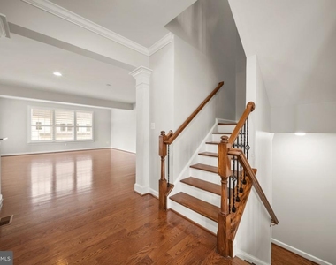 42532 Rowderbury Square - Photo Thumbnail 15