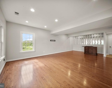 42532 Rowderbury Square - Photo Thumbnail 6