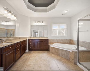 42532 Rowderbury Square - Photo Thumbnail 36