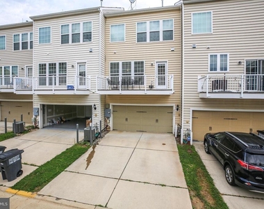 25501 Amber Gate Terrace - Photo Thumbnail 1