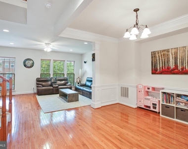 25501 Amber Gate Terrace - Photo Thumbnail 12
