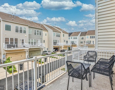 25501 Amber Gate Terrace - Photo Thumbnail 2