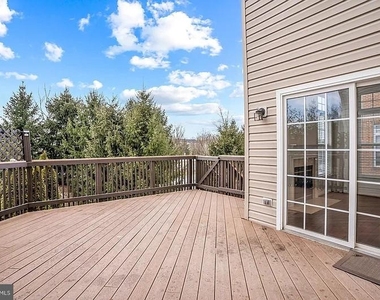 24689 Siltstone Square - Photo Thumbnail 30