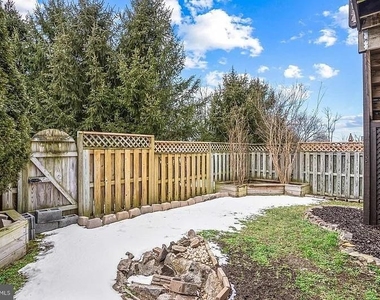 24689 Siltstone Square - Photo Thumbnail 26