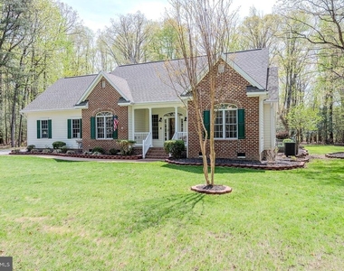 18224 Green Boulevard - Photo Thumbnail 11
