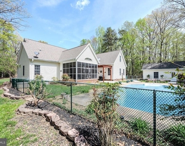 18224 Green Boulevard - Photo Thumbnail 58
