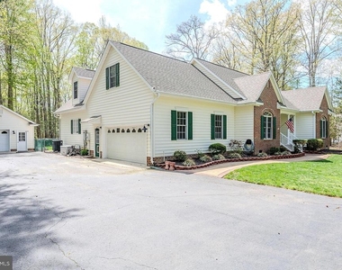 18224 Green Boulevard - Photo Thumbnail 56