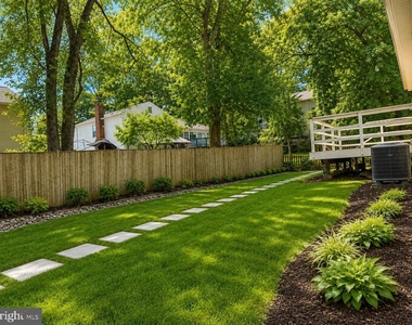 8425 Blevins Way Court - Photo Thumbnail 19