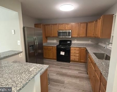1803 Anderson Road - Photo Thumbnail 9