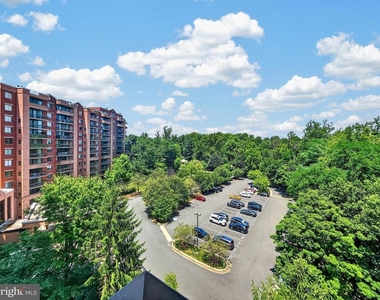 2230 George C Marshall Drive - Photo Thumbnail 9