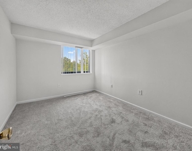 2230 George C Marshall Drive - Photo Thumbnail 15