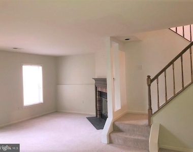9602 Blake Lane - Photo Thumbnail 6