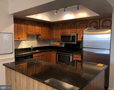 9602 Blake Lane - Photo Thumbnail 21