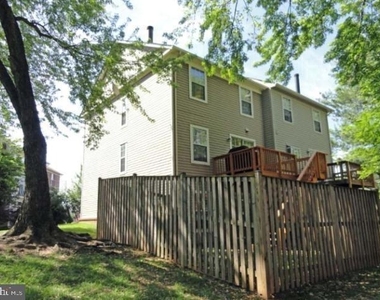 9602 Blake Lane - Photo Thumbnail 37