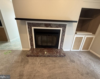 10050 Oakton Terrace Road - Photo Thumbnail 11
