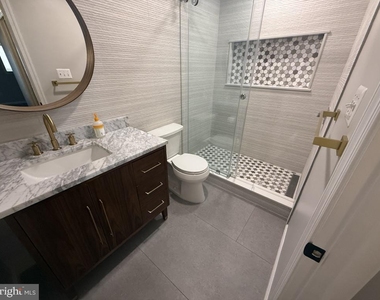 10050 Oakton Terrace Road - Photo Thumbnail 18