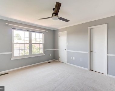 14536 Castleford Court - Photo Thumbnail 21