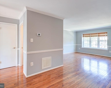 14536 Castleford Court - Photo Thumbnail 9