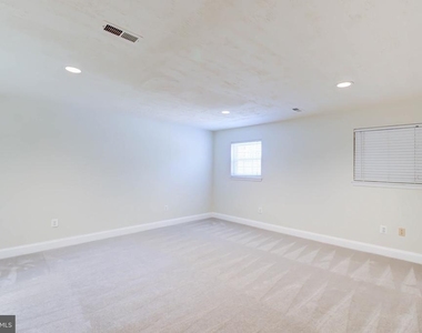 14536 Castleford Court - Photo Thumbnail 34