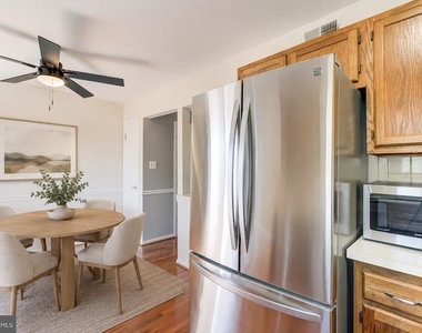 14536 Castleford Court - Photo Thumbnail 15