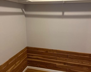 6803 Dante Court - Photo Thumbnail 12
