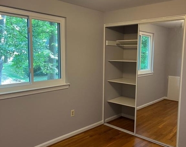 6803 Dante Court - Photo Thumbnail 13
