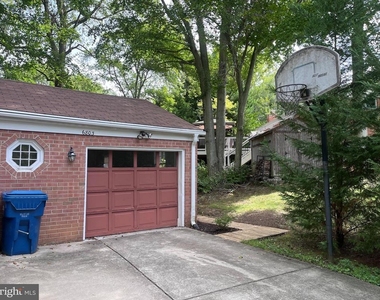 6803 Dante Court - Photo Thumbnail 21