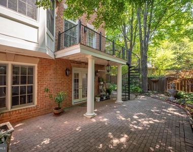 2026 Mayfair Mclean Court - Photo Thumbnail 60