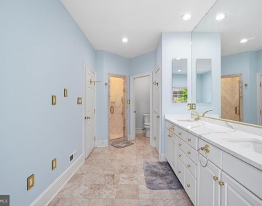2026 Mayfair Mclean Court - Photo Thumbnail 35
