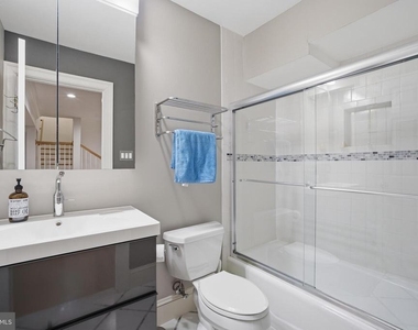 2026 Mayfair Mclean Court - Photo Thumbnail 52