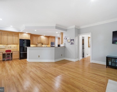 2026 Mayfair Mclean Court - Photo Thumbnail 22