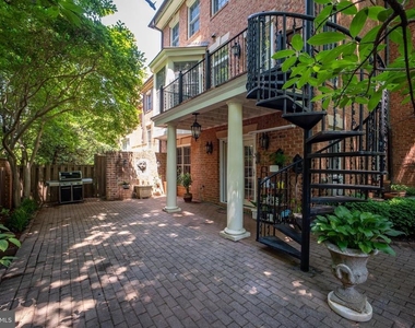 2026 Mayfair Mclean Court - Photo Thumbnail 62