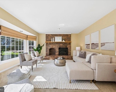 13511 Fallen Oak Court - Photo Thumbnail 28