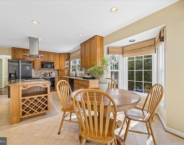 13511 Fallen Oak Court - Photo Thumbnail 27