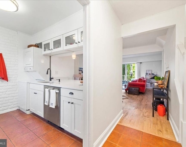 14419 Golden Oak Court - Photo Thumbnail 2