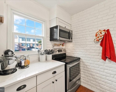 14419 Golden Oak Court - Photo Thumbnail 4