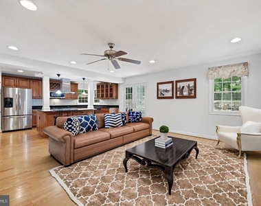6004 Telegraph Road - Photo Thumbnail 7