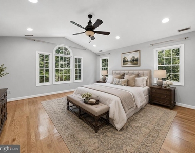 6004 Telegraph Road - Photo Thumbnail 16