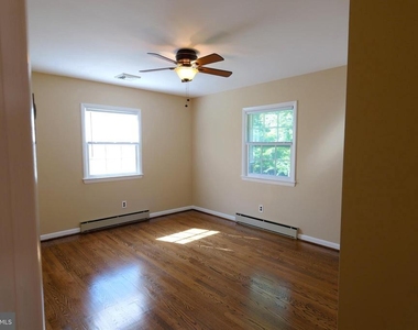 2603 Beacon Hill Road - Photo Thumbnail 7