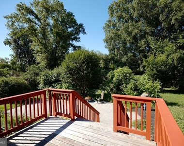 2603 Beacon Hill Road - Photo Thumbnail 16