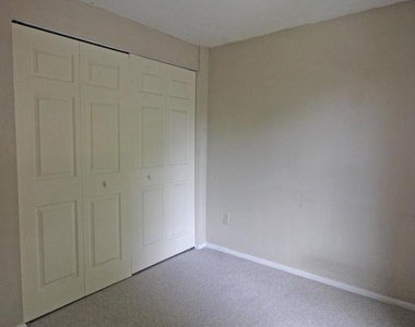 12111 Purple Sage Court - Photo Thumbnail 11