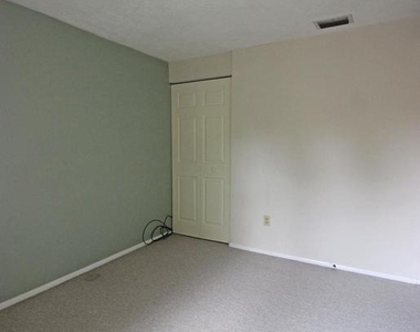 12111 Purple Sage Court - Photo Thumbnail 18