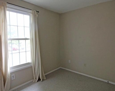 12111 Purple Sage Court - Photo Thumbnail 13