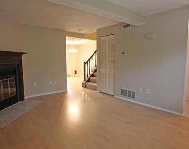 12111 Purple Sage Court - Photo Thumbnail 2