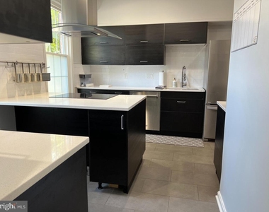 6683 Mclean Drive - Photo Thumbnail 3